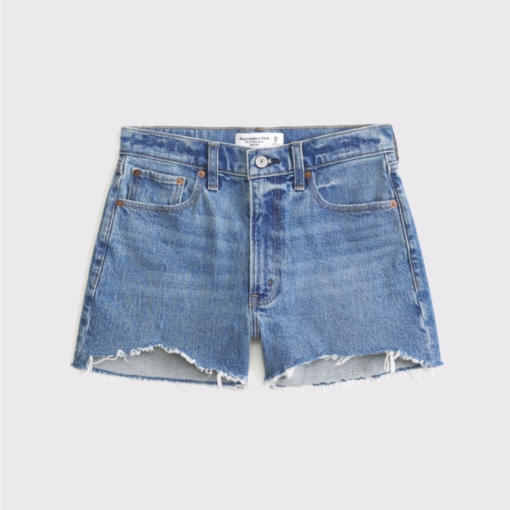 Abercrombie & Fitch High Rise 4” Mom Shorts
